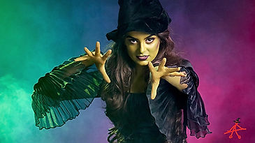 Introducing Elphaba (evening shows)